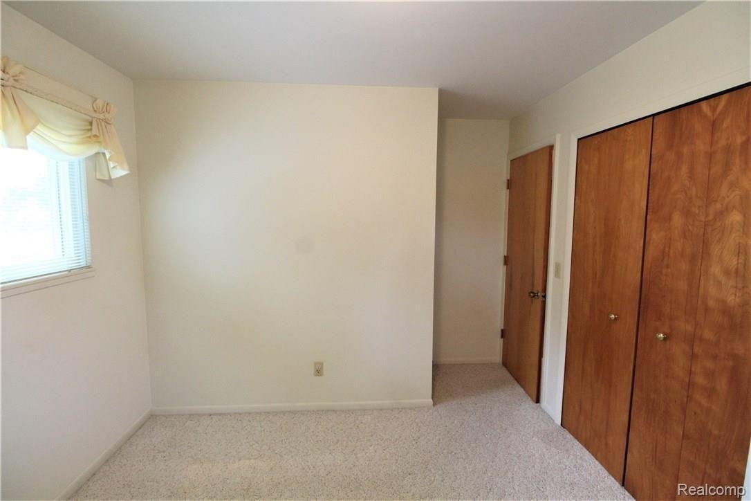 5855 Fish Lake Road North Branch, MI 48461 - Photo 17 of 62 IMG_7095.JPG