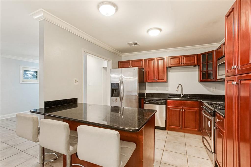 2304 Haring Road Metairie, LA 70001 - Photo 3 of 17 Gallery Image 3