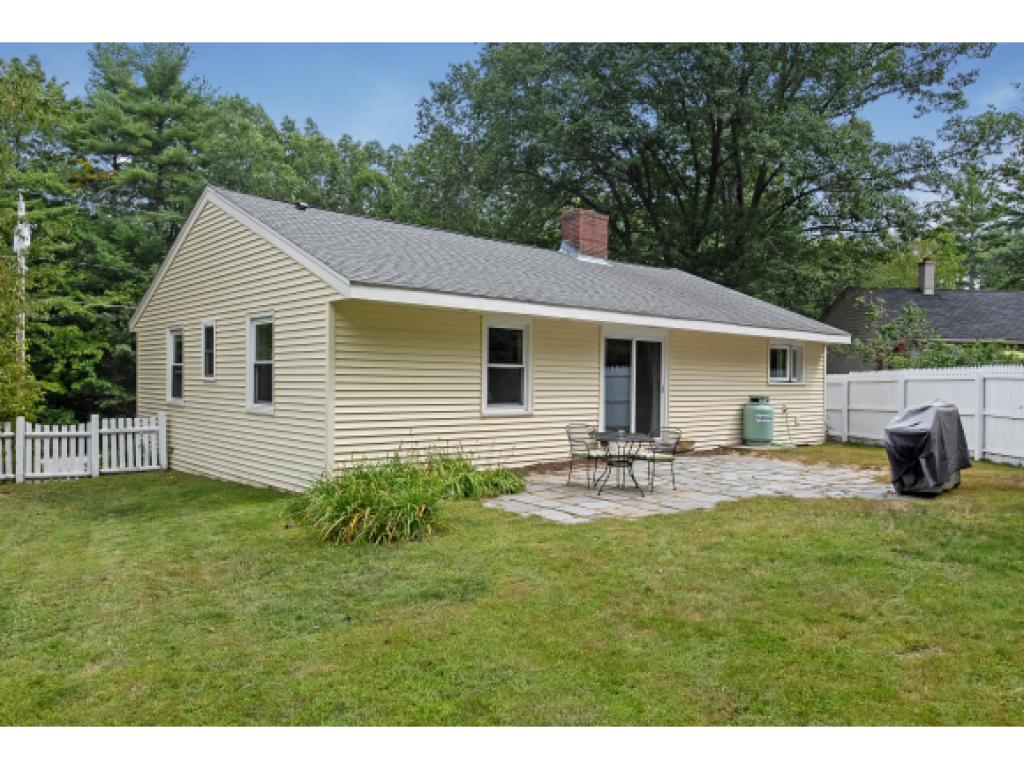 13 Cross Road Exeter, NH 03833 - Photo 20 of 25