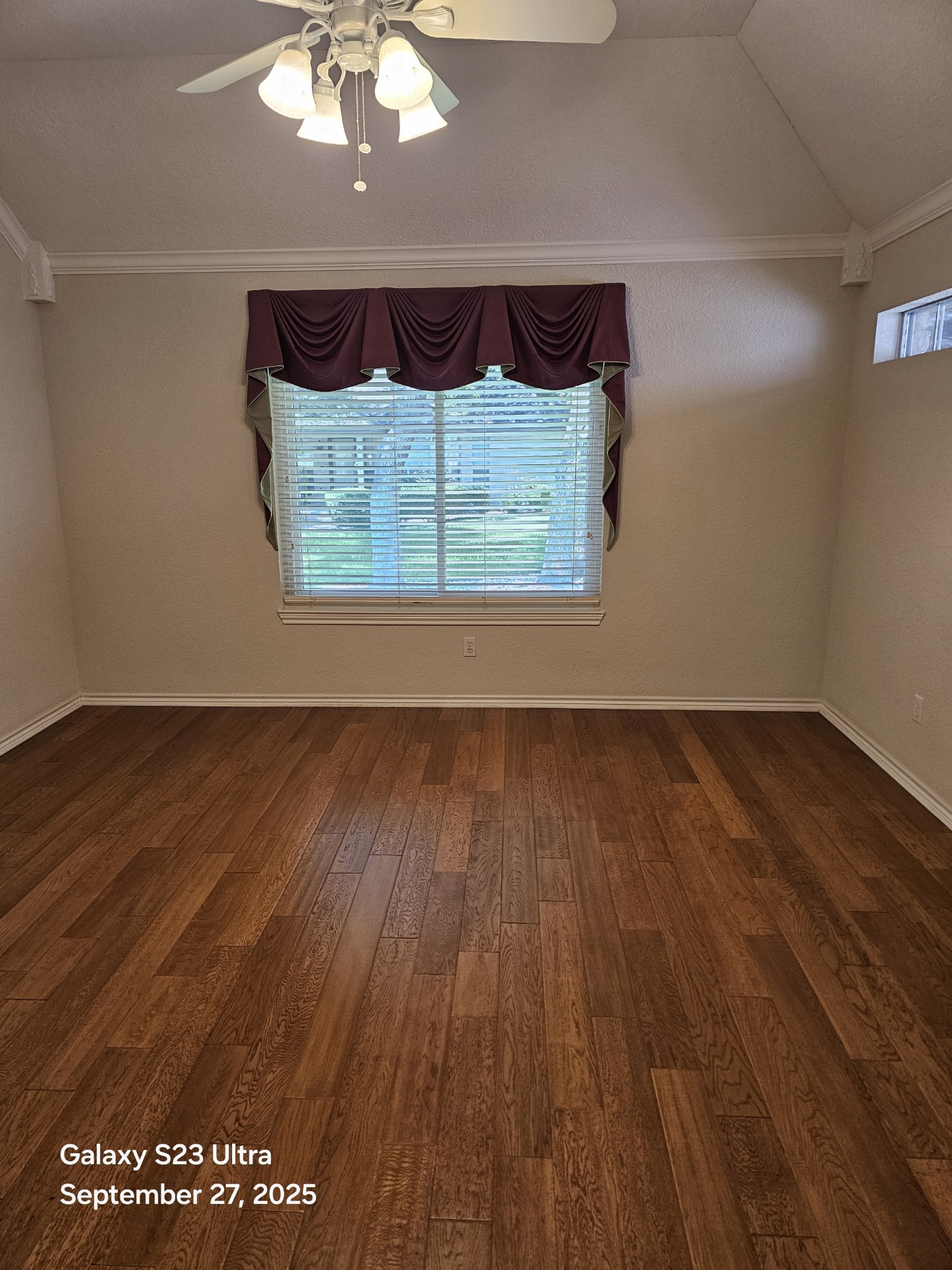 101 Texas Traditions Georgetown, TX 78628 - Photo 14 of 17 a view of a room with wooden floor