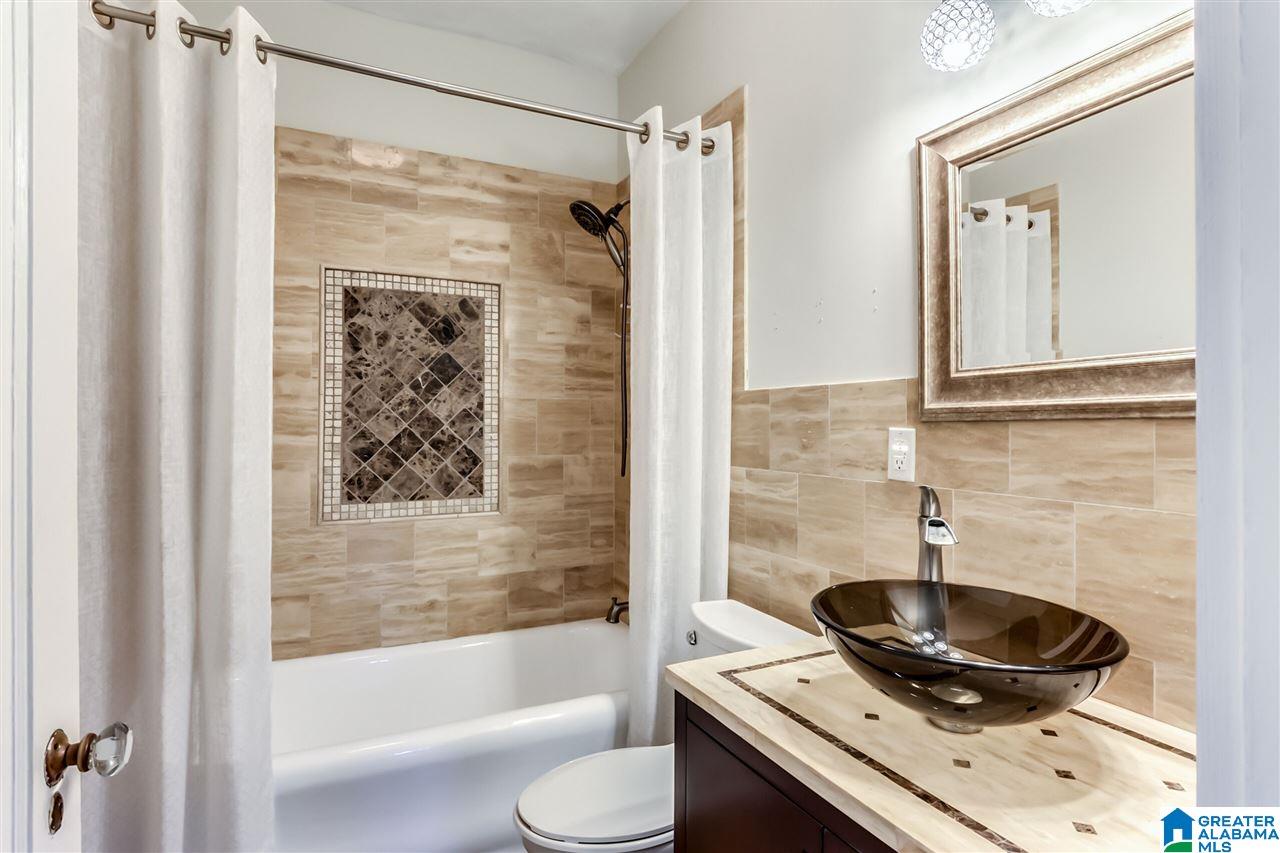1036 Saulter Road Birmingham, AL 35209 - Photo 21 of 31 Gallery Image 21