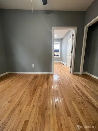 $2,800 | 387 Market Street, Perth Amboy, NJ 08861