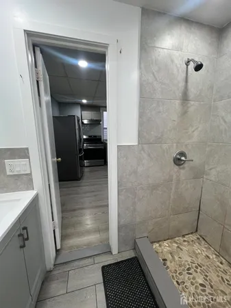 $2,800 | 387 Market Street, Perth Amboy, NJ 08861