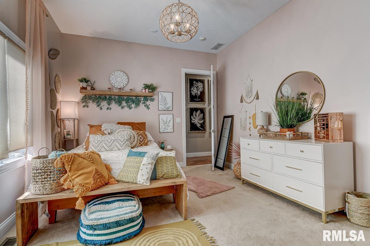 5140 Smith Road Pleasant Plains, IL 62677 - Photo 26 of 50 Gallery Image 26