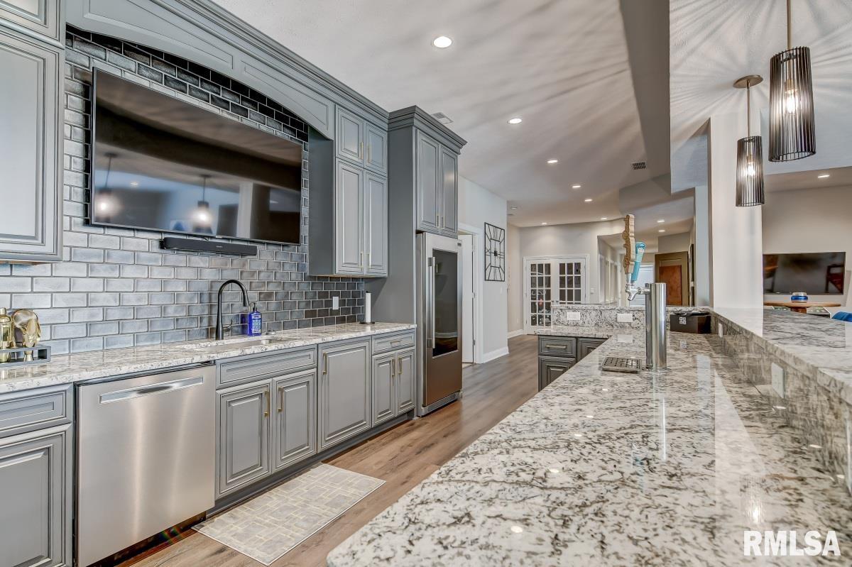 5140 Smith Road Pleasant Plains, IL 62677 - Photo 39 of 50 Gallery Image 39