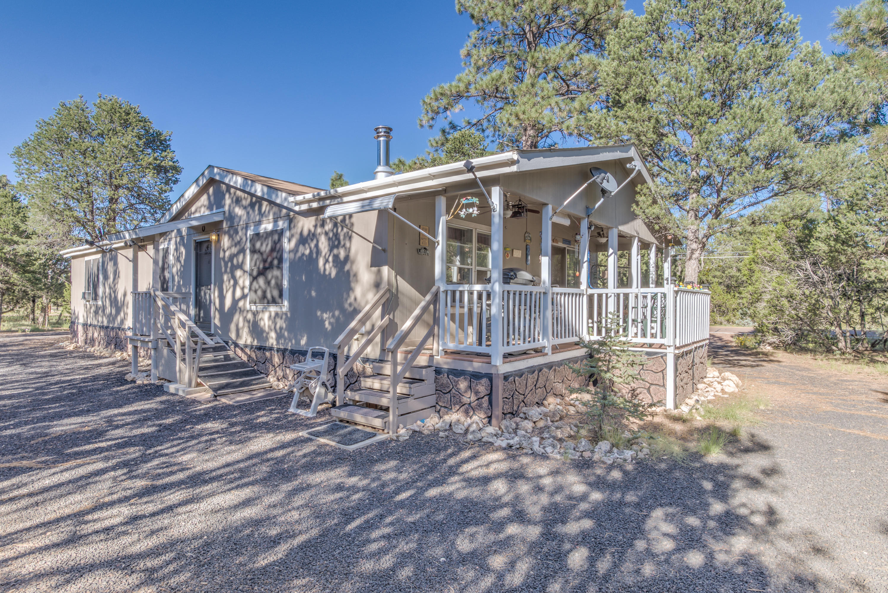 2940 Buckskin Road Overgaard, AZ 85933 - Photo 1 of 22 Front