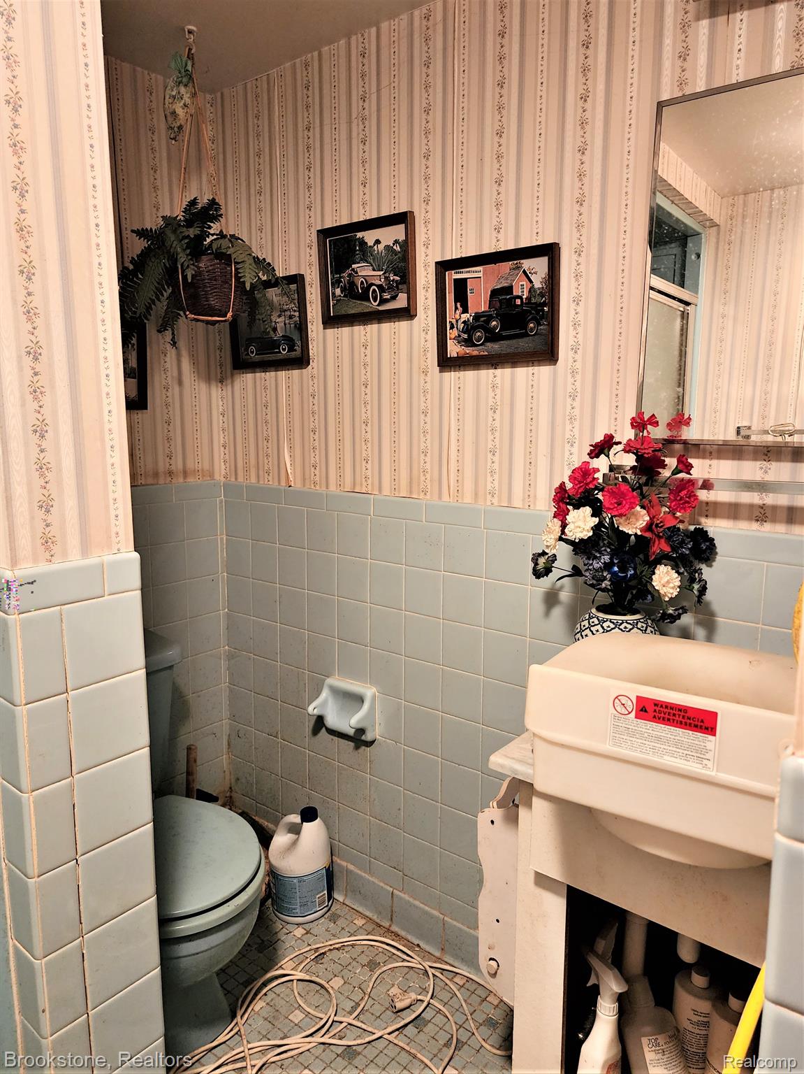 5332 Lapeer Road Burton, MI 48509 - Photo 28 of 45 Gallery Image 28