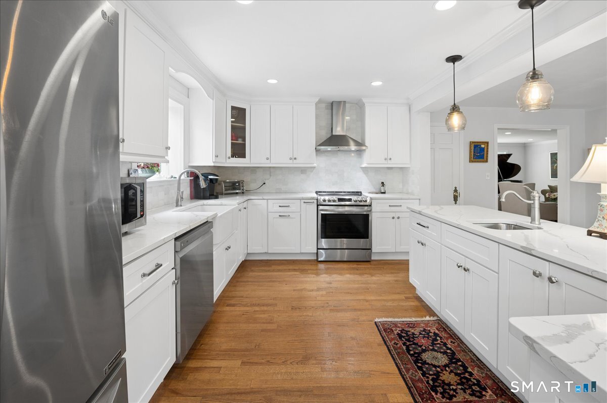 96 Turner Road Stamford, CT 06905 - Photo 16 of 38