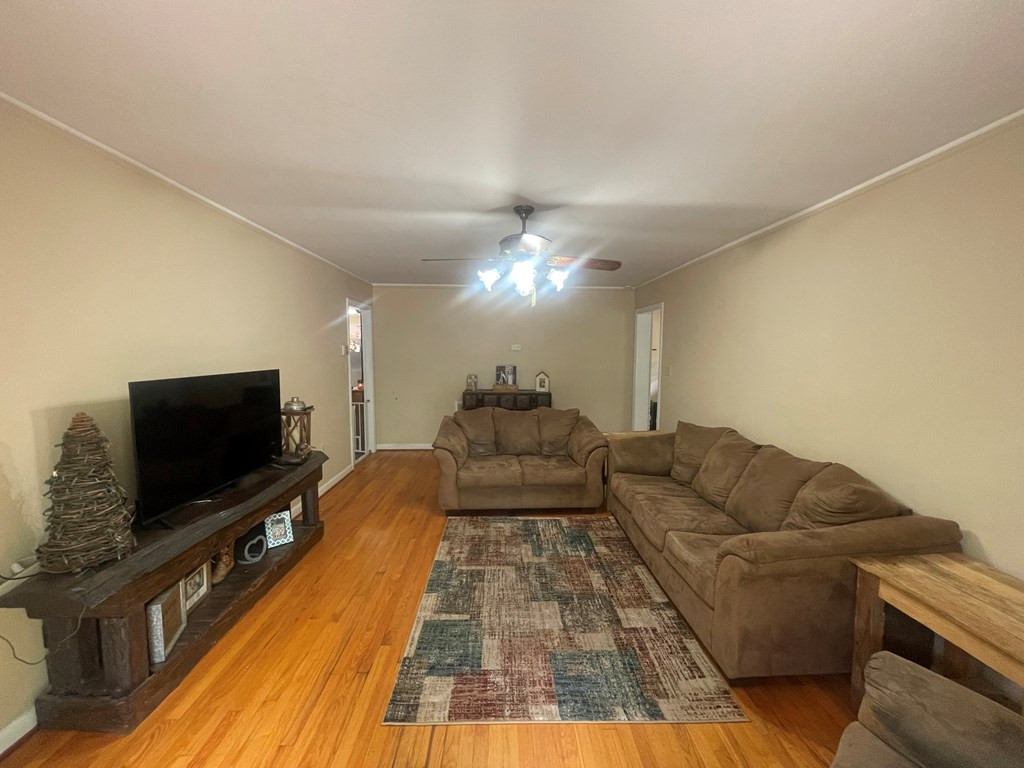 4550 Pinewood Road Sumter, SC 29154 - Photo 17 of 45 Gallery Image 17