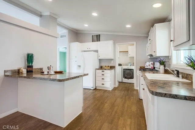 $305,000 | 3909 Reche Road, Unit 185, Fallbrook, CA 92028