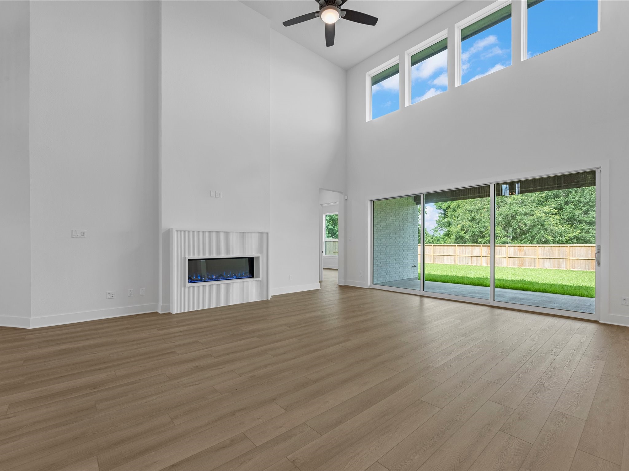2119 Breezy Brk Court Rosharon, TX 77583 - Photo 8 of 29