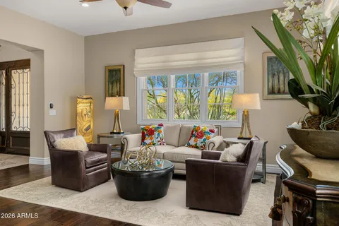$2,250,000 | 8300 East Dixileta Drive, Unit 289, Scottsdale, AZ 85266