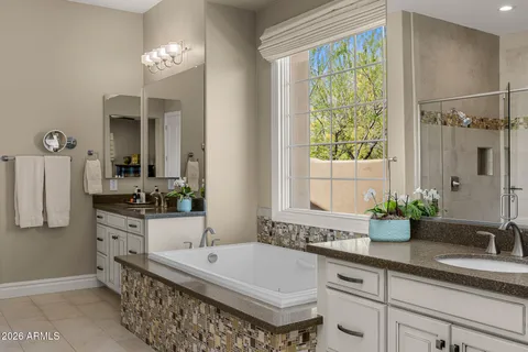 $2,250,000 | 8300 East Dixileta Drive, Unit 289, Scottsdale, AZ 85266