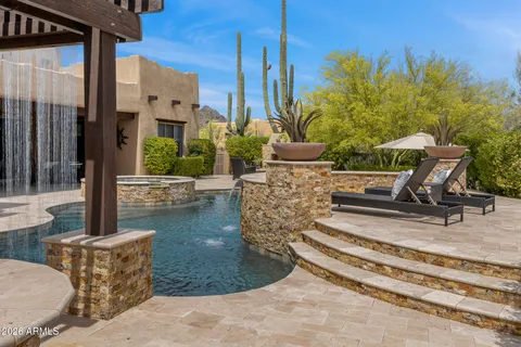 $2,250,000 | 8300 East Dixileta Drive, Unit 289, Scottsdale, AZ 85266
