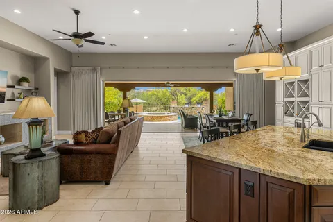$2,250,000 | 8300 East Dixileta Drive, Unit 289, Scottsdale, AZ 85266