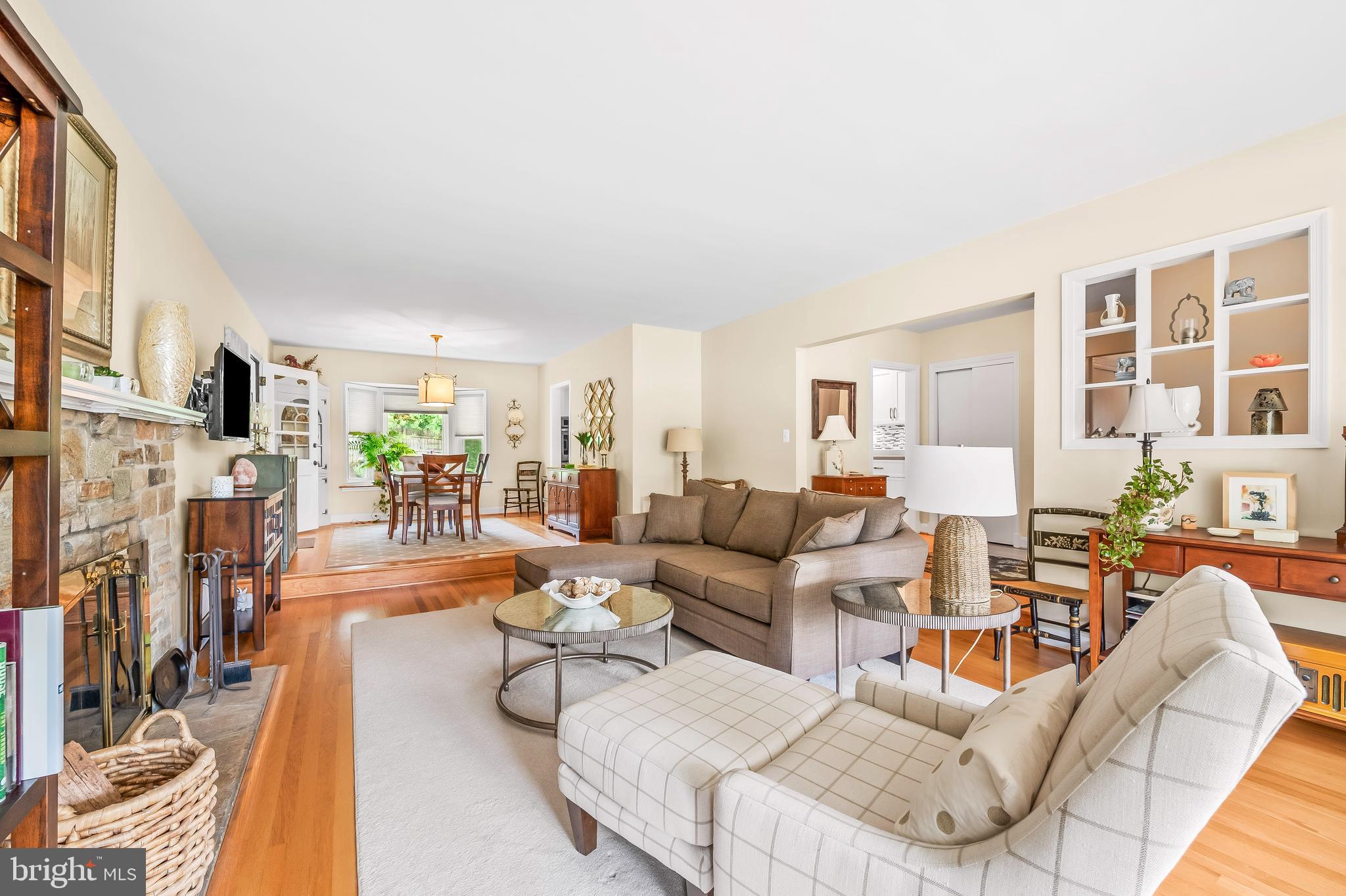 1904 Eastridge Road Lutherville-Timonium, MD 21093 - Photo 8 of 56 Gallery Image 8