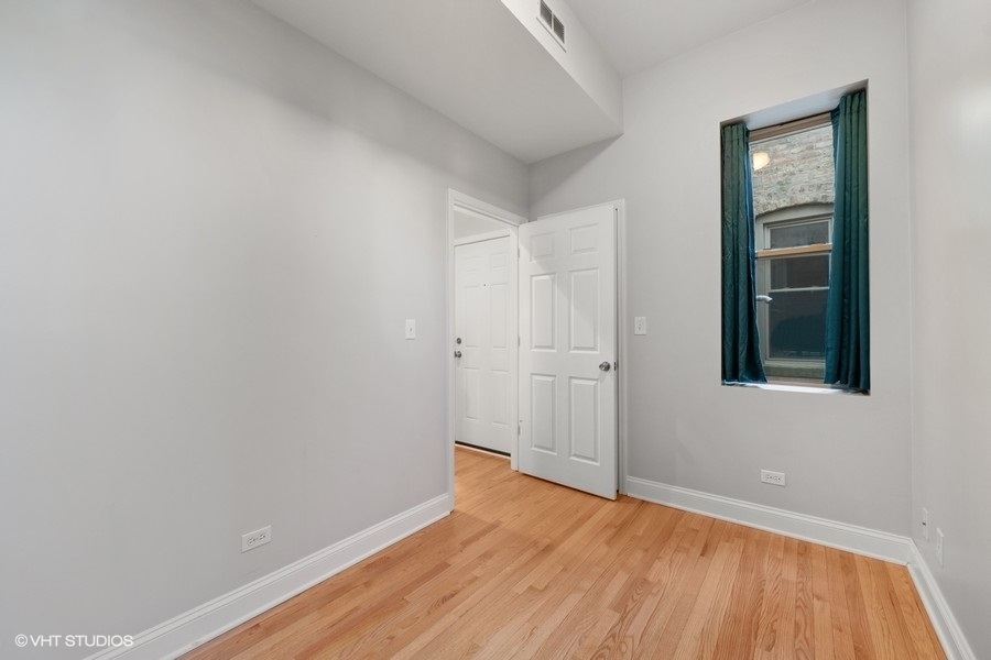 524 North Armour Street, Unit 2E Chicago, IL 60642 - Photo 11 of 19