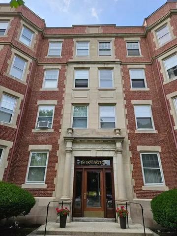 $700,000 | 135 Pleasant Street, Unit 34 PREV 13, Arlington, MA 02476