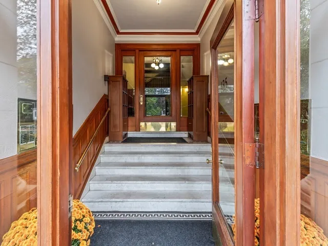 $700,000 | 135 Pleasant Street, Unit 34 PREV 13, Arlington, MA 02476