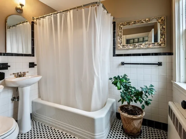 $700,000 | 135 Pleasant Street, Unit 34 PREV 13, Arlington, MA 02476