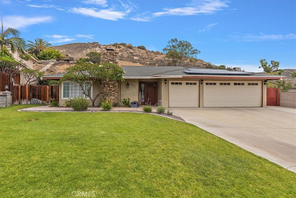 5721 Peacock Lane Riverside, CA 92505 - Photo 3 of 42