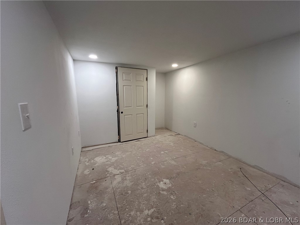 5872 Golden Nugget Road Stover, MO 65078 - Photo 8 of 11