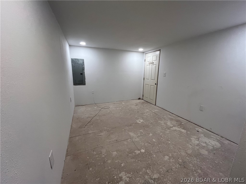 5872 Golden Nugget Road Stover, MO 65078 - Photo 9 of 11