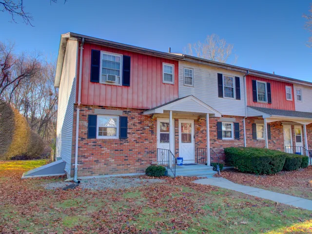 $215,000 | 63 Athol Street, Unit 63, Killingly, CT 06239