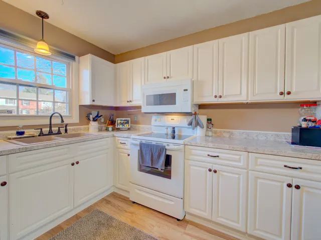 $215,000 | 63 Athol Street, Unit 63, Killingly, CT 06239