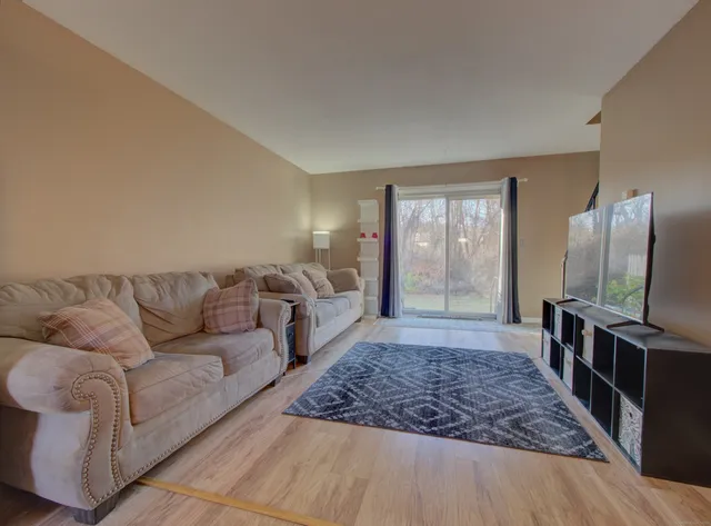 $215,000 | 63 Athol Street, Unit 63, Killingly, CT 06239