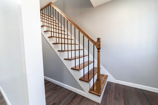 $565,500 | 333 Lake Street, Bristol, NH 03222