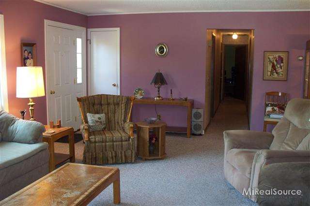1045 Stein Road St. Clair, MI 48079 - Photo 6 of 19 31154775-5.JPG