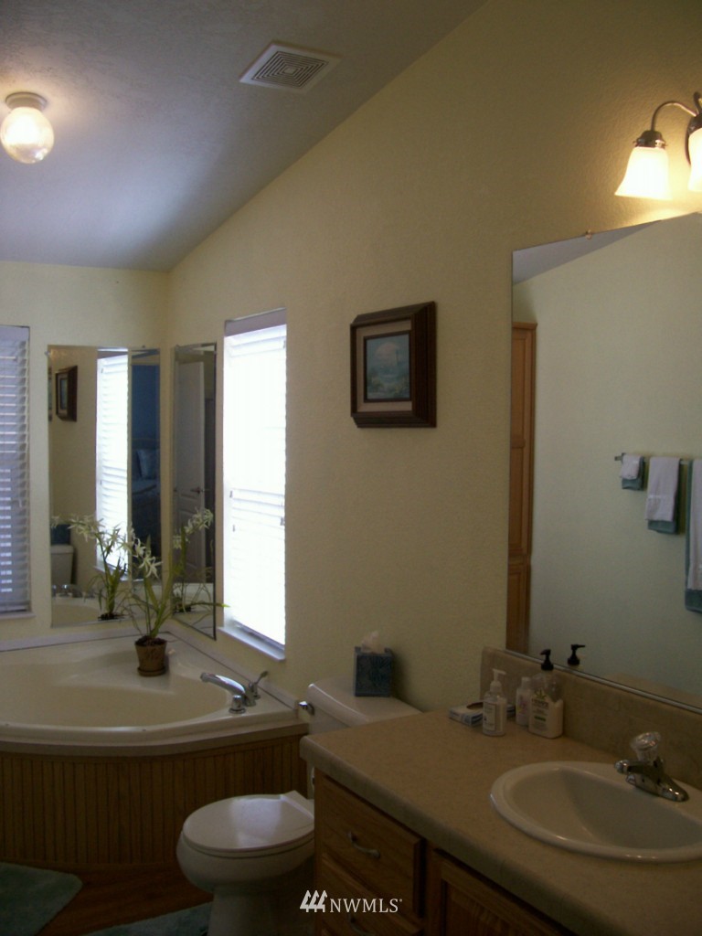 77 Clemons Road, Unit 100 Montesano, WA 98563 - Photo 12 of 13 Gallery Image 12