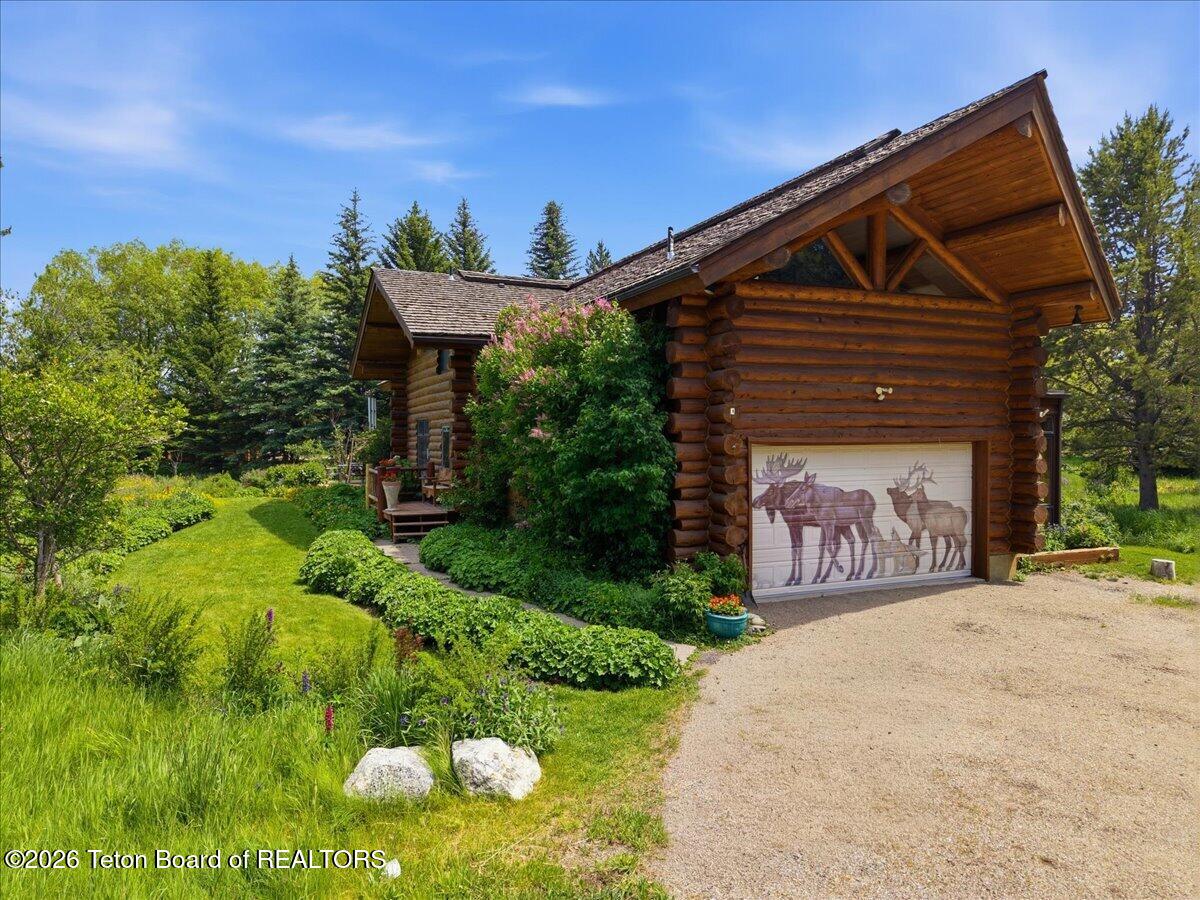 07-10 - 2450 Fish Creek Rd