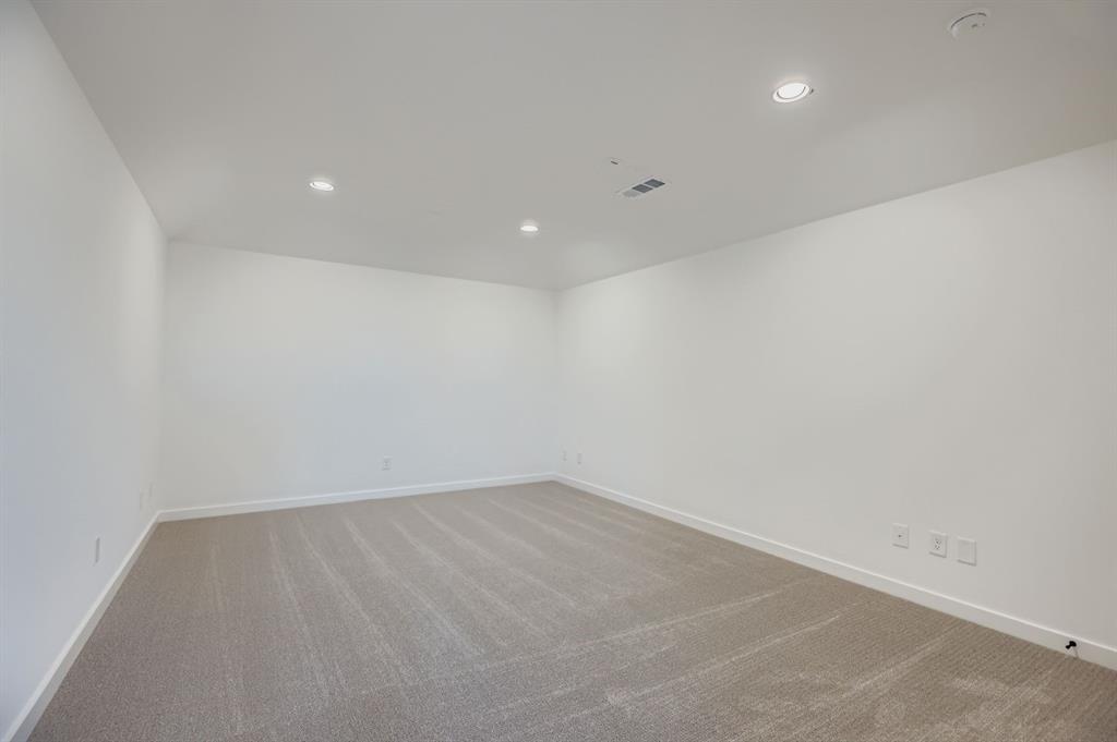2608 Cedar Rdg Road Celina, TX 75009 - Photo 24 of 29 an empty room with a empty space