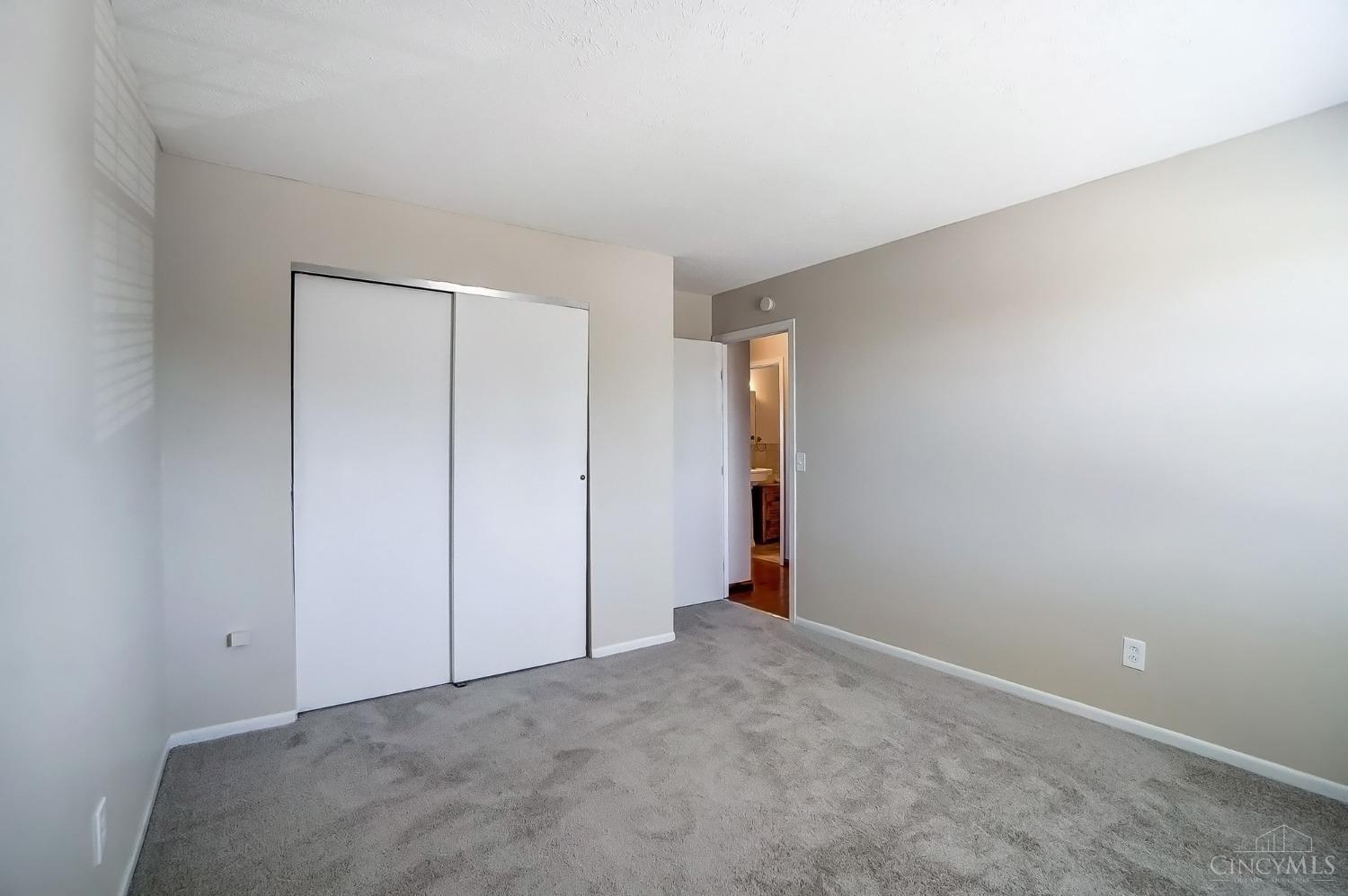 5563 Old Blue Rock Road Cincinnati, OH 45247 - Photo 36 of 48