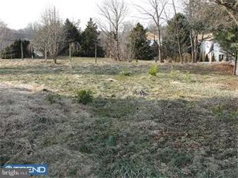 475 County Line Road Huntingdon Valley, PA 19006 - Photo 3 of 11 Exterior Back