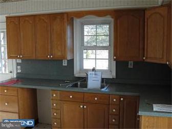 475 County Line Road Huntingdon Valley, PA 19006 - Photo 7 of 11 Kitchen
