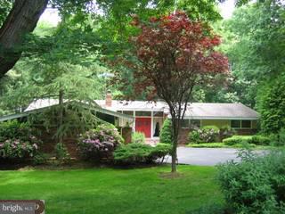 75 Lochatong Road Ewing, NJ 08628 - Photo 1 of 6 Gallery Image 1