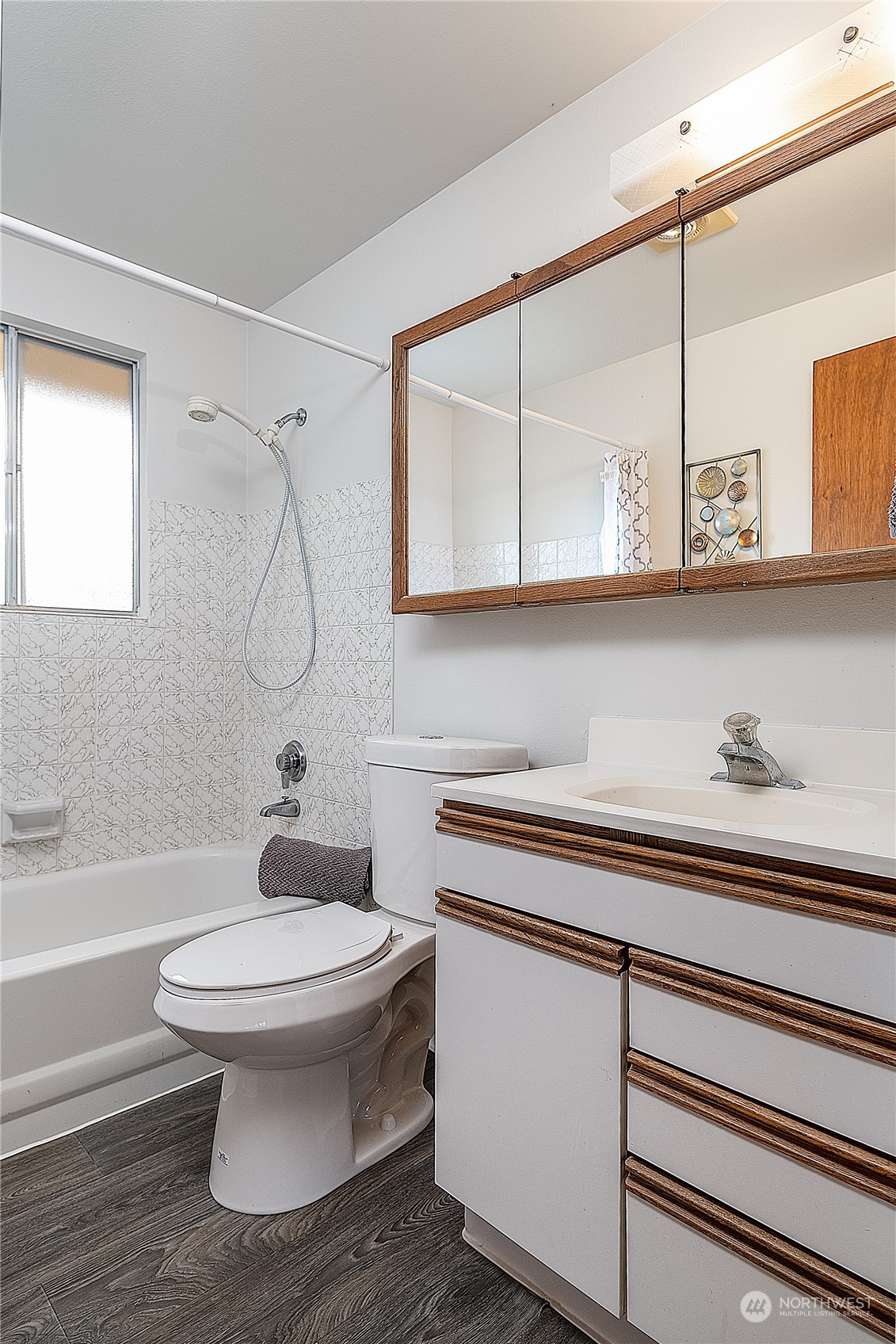 13402 191st Avenue Southeast Renton, WA 98059 - Photo 12 of 28 Gallery Image 12