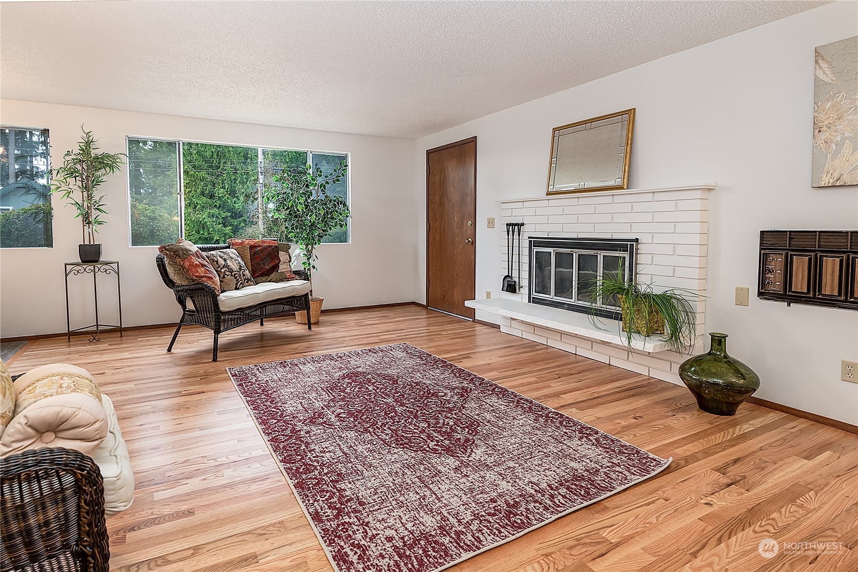 13402 191st Avenue Southeast Renton, WA 98059 - Photo 2 of 28 Gallery Image 2