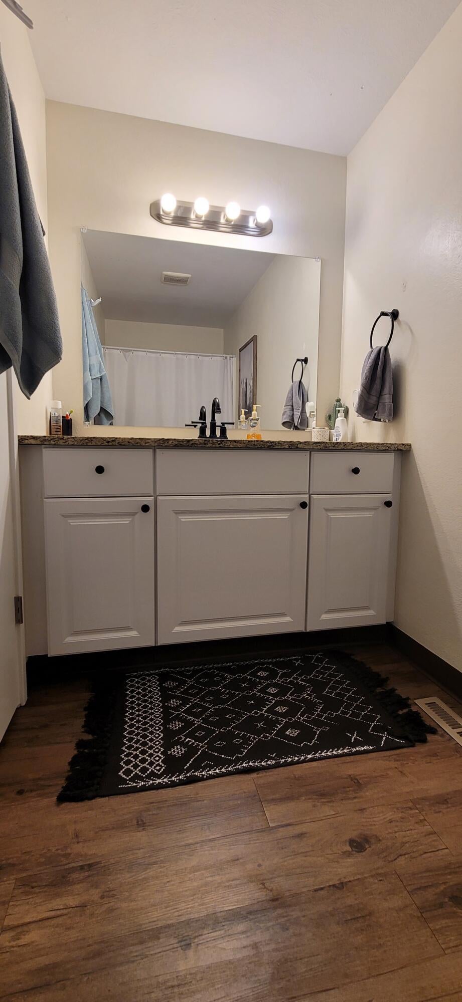 5622 Homedale Road Klamath Falls, OR 97603 - Photo 12 of 24 20210826_113918