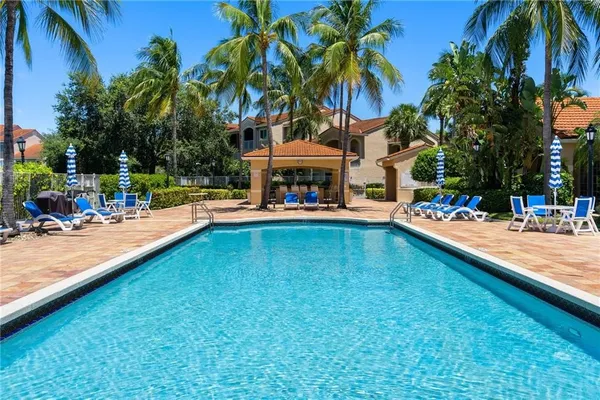 $2,250 | 1590 South 42ND Circle, Unit 108, Vero Beach, FL 32967