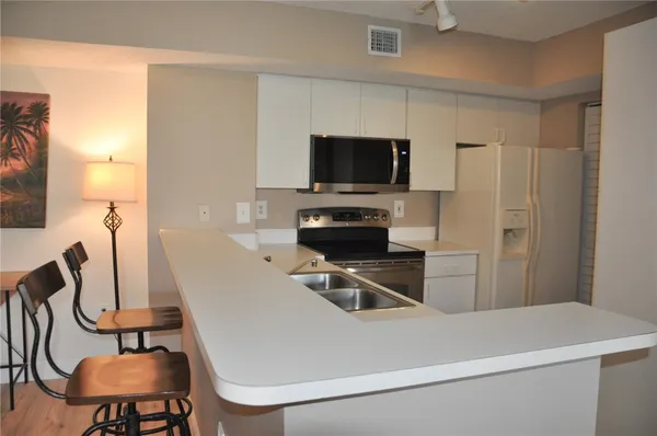 $2,250 | 1590 South 42ND Circle, Unit 108, Vero Beach, FL 32967