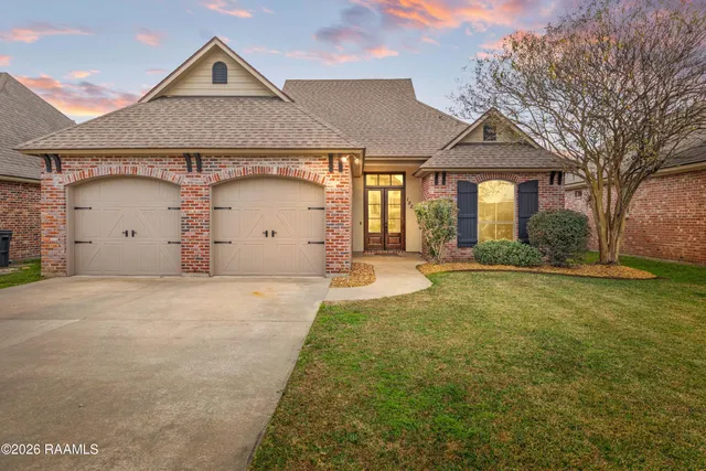 $359,000 | 102 Beethoven Drive, Youngsville, LA 70592