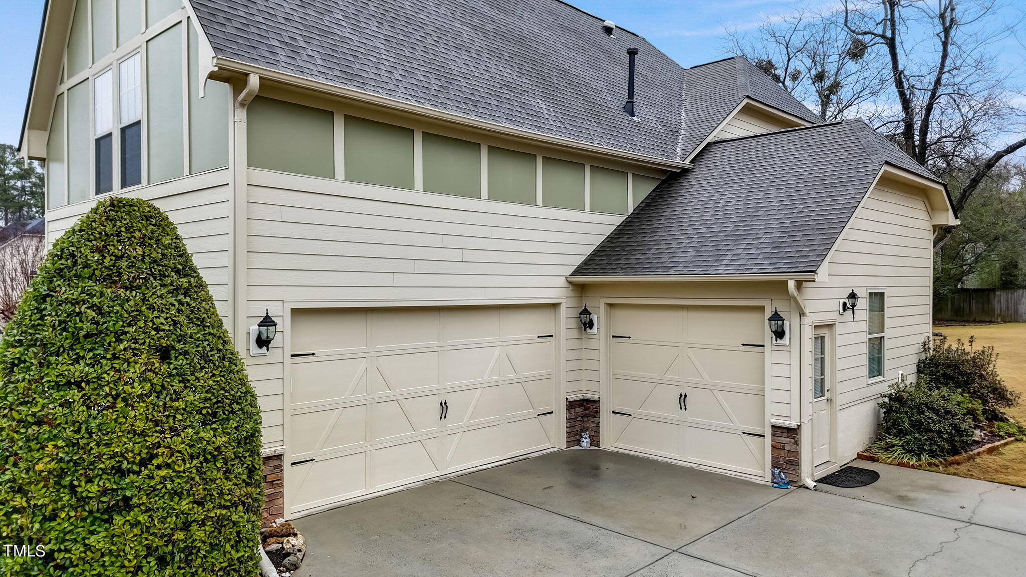 12901 Baybriar Drive Raleigh, NC 27613 - Photo 3 of 41 a view of a house with a door