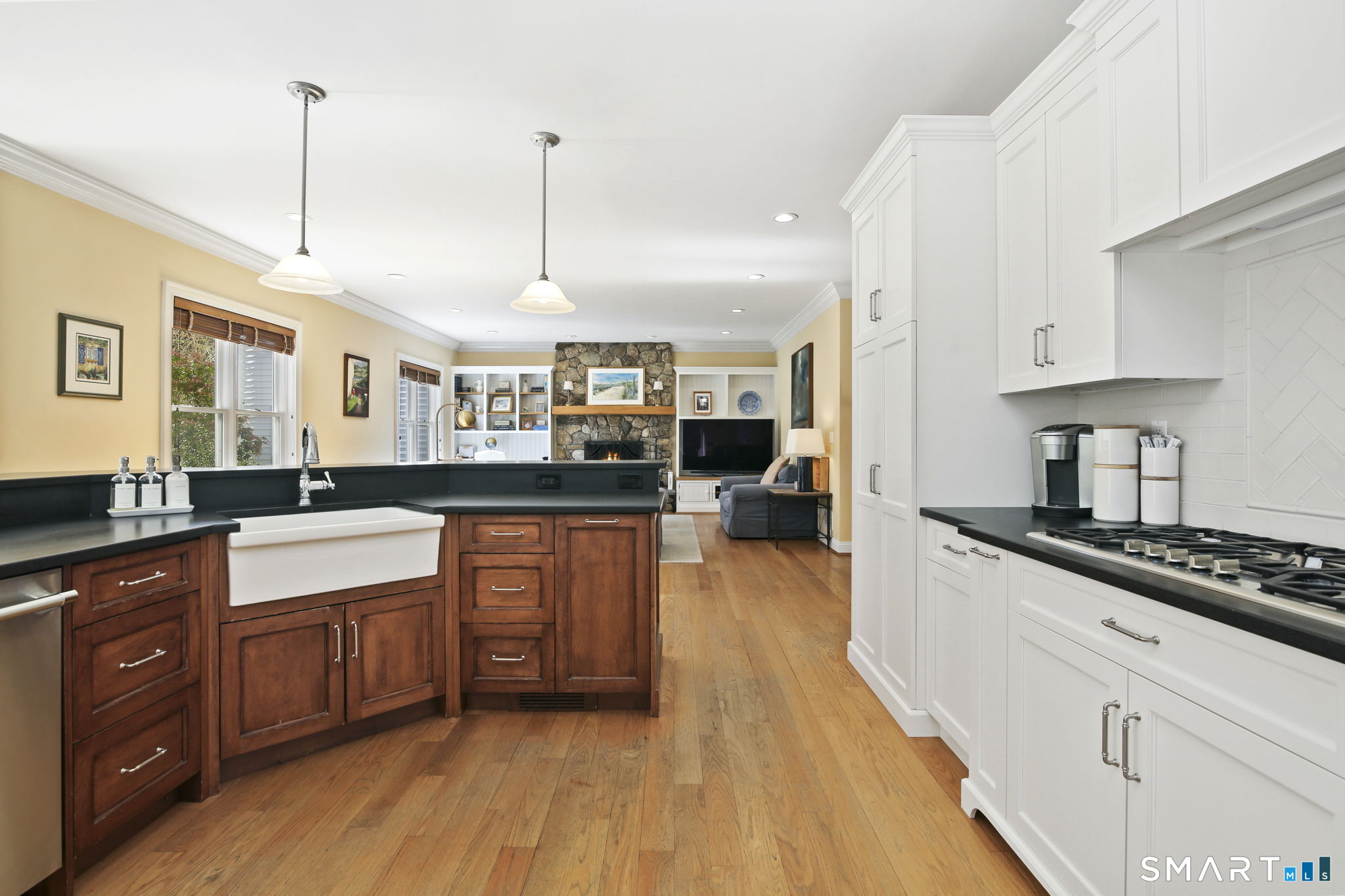42 Topstone Road Redding, CT 06896 - Photo 6 of 40 Gallery Image 6