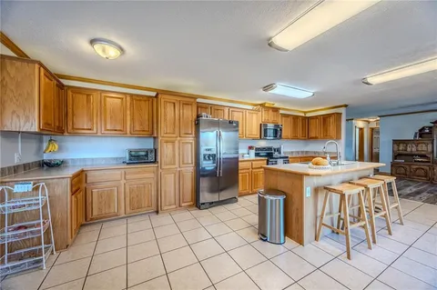 $575,000 | 28345 Sapphire Drive, Richland, MO 65556