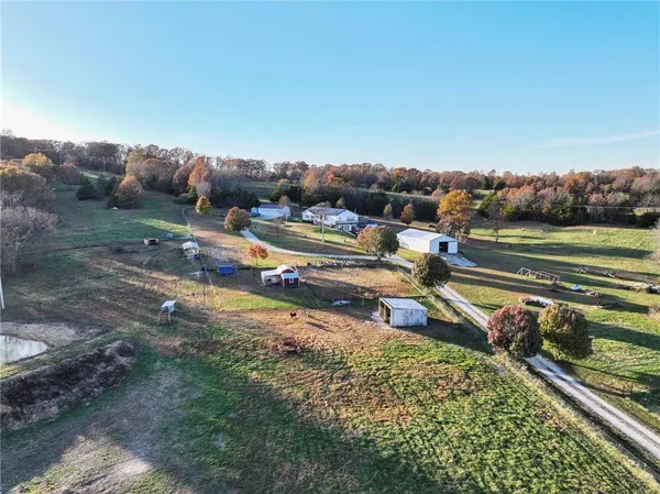 $575,000 | 28345 Sapphire Drive, Richland, MO 65556