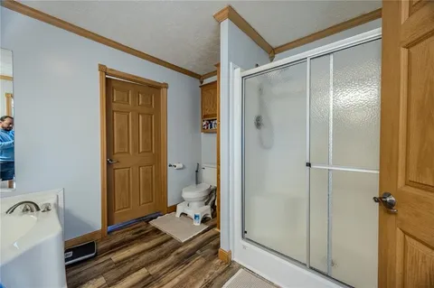 $575,000 | 28345 Sapphire Drive, Richland, MO 65556